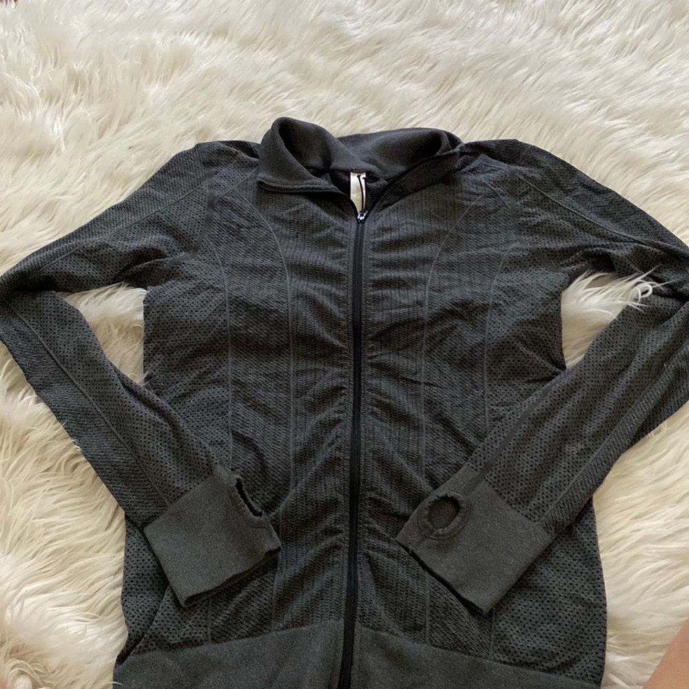 Lorna Jane Active jacket sweater